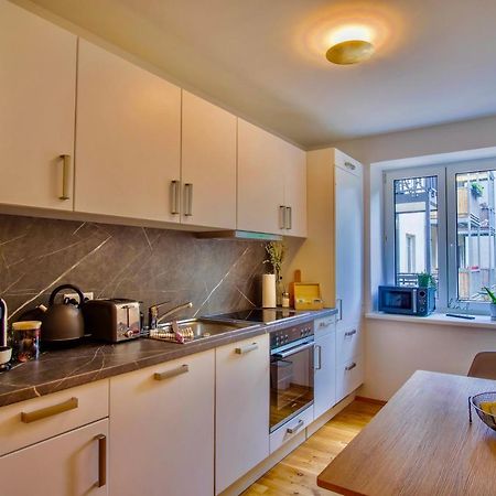 4-Room Luxury Apartment - Close To Central Station, Free Parking, Kitchen Leipzig Dış mekan fotoğraf